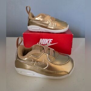 🆕️ Nike Max 90 Crib QS Kids' Metallic Gold Athletic Sneakers Size 4C